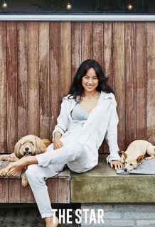 Hyo-ri Lee feet photo 15