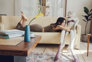 Hyo-ri Lee feet photo 1