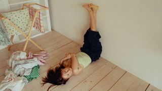 Hyo-ri Lee feet photo 9