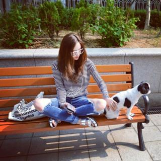 Hyomin feet photo 7
