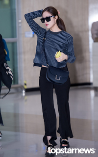 Hyomin feet photo 3