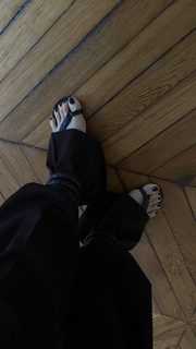Hyomin feet photo 11