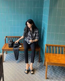 Hyomin feet photo 9