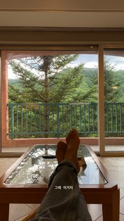 Hyomin feet photo 4