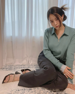 Hyomin feet photo 19