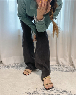 Hyomin feet photo 17
