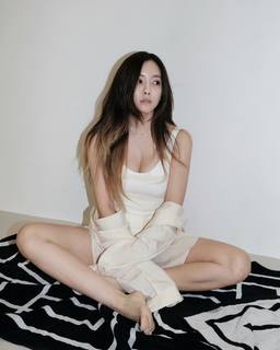 Hyomin feet photo 10