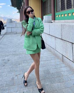 Hyomin feet photo 1