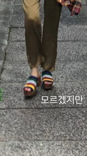 Hyomin feet photo 10