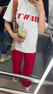 Hyomin feet photo 3