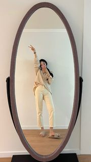 Hyomin feet photo 1