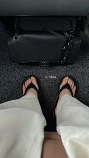 Hyomin feet photo 9