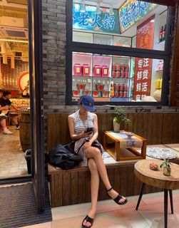 Hyomin feet photo 2