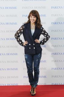 Hyoyeon feet photo 3
