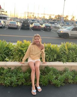 Hyoyeon feet photo 11