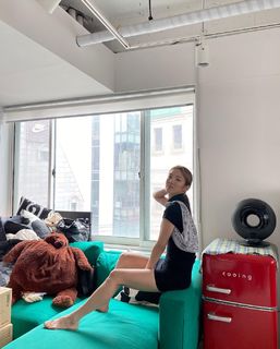 Hyoyeon feet photo 17