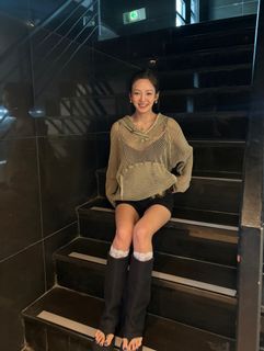 Hyoyeon feet photo 2
