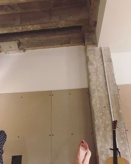 Hyuna feet photo thumbnail