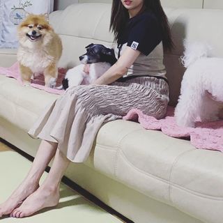 Hyuna feet photo thumbnail