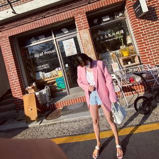 Hyuna feet photo thumbnail