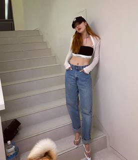 Hyuna feet photo thumbnail