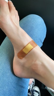 Hyuna feet photo thumbnail