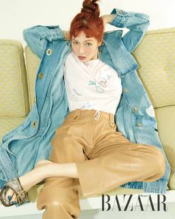 Hyuna feet photo thumbnail