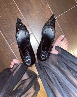 Hyuna feet photo thumbnail