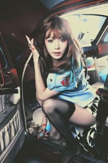 Hyuna feet photo thumbnail