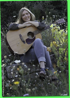 Hélène Rolles feet photo 18