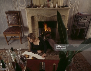 Hélène Rolles feet photo 10