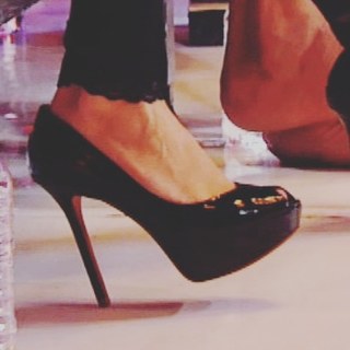 Hélène Ségara feet photo 13