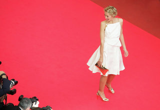 Hélène de Fougerolles feet photo 7