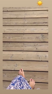 Hélène de Fougerolles feet photo 6