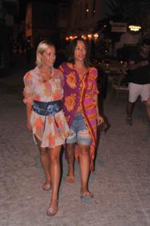 Hülya Avsar feet photo thumbnail
