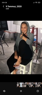 Hülya Avsar feet photo thumbnail