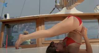Hülya Avsar feet photo thumbnail