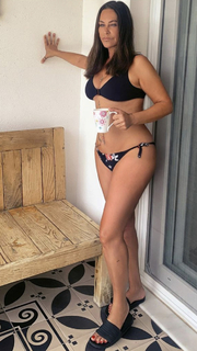 Hülya Avsar feet photo thumbnail