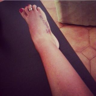Iaia de Rose feet photo 19