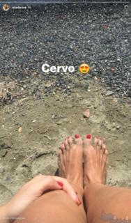 Iaia de Rose feet photo 2