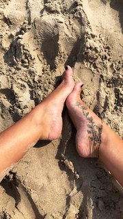 Iaia de Rose feet photo 1