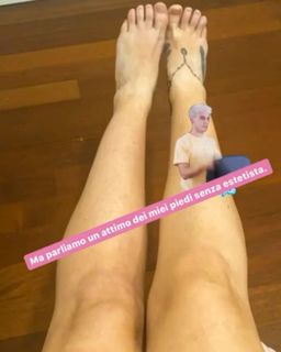 Iaia de Rose feet photo 10