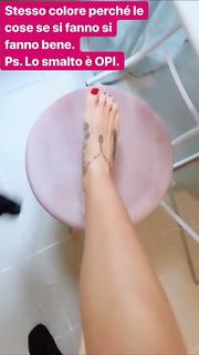 Iaia de Rose feet photo 3