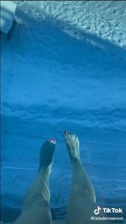Iaia de Rose feet photo 2