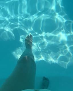 Iaia de Rose feet photo 2