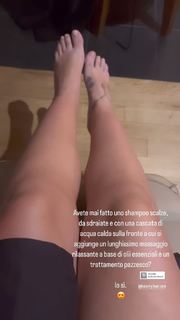 Iaia de Rose feet photo 11