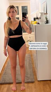 Iaia de Rose feet photo 5