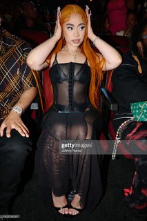 Ice Spice feet photo thumbnail