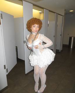 Ice Spice feet photo thumbnail