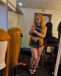 Ice Spice feet photo thumbnail